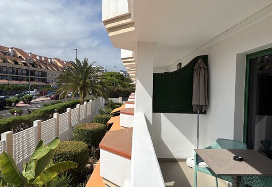 Sonnige Wohnung mit Pool und Bergblick